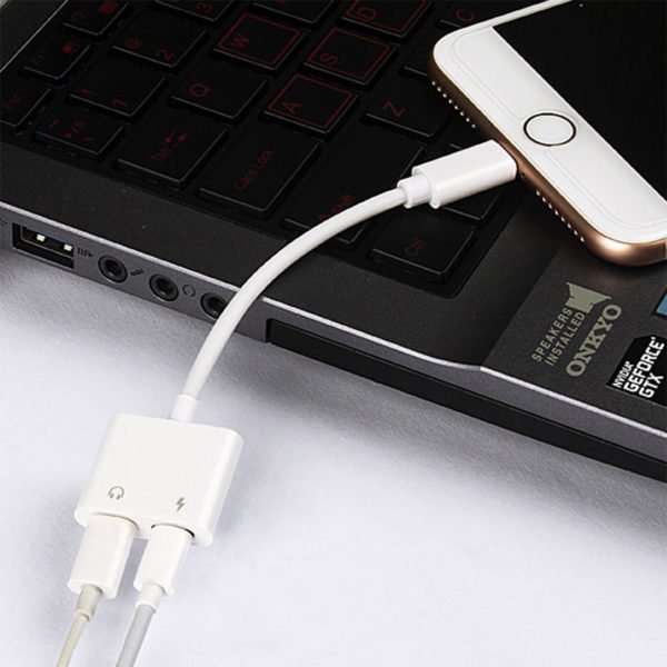 moxom mx ax18 lightninglightning charge audio adapter 3
